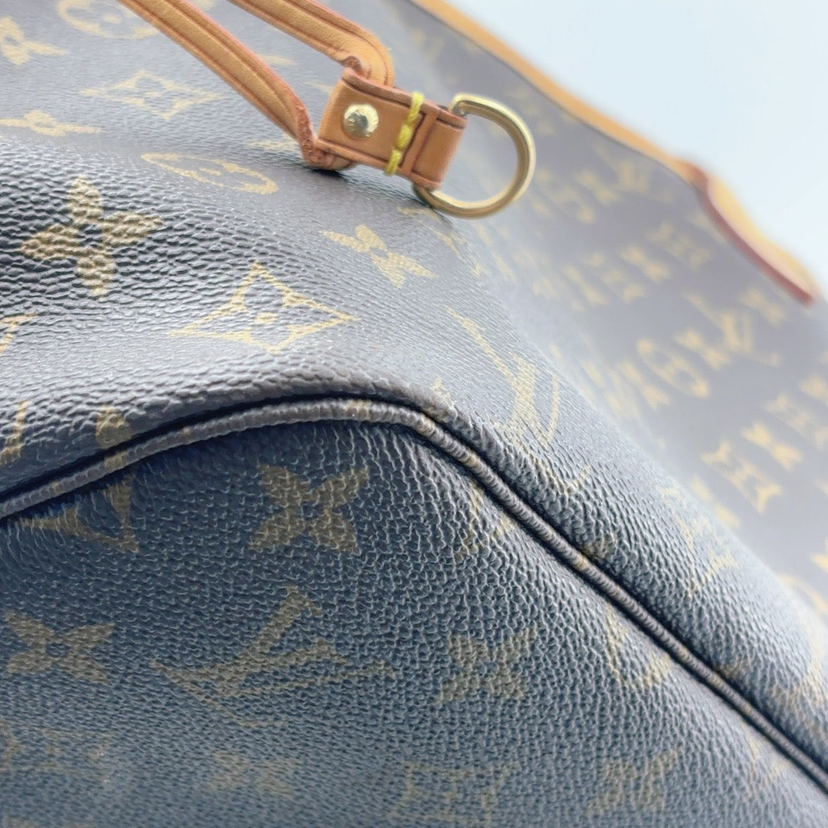 Louis Vuitton Neverfull MM – Monogram Canvas – Pre-owned Authentic Tote Bag