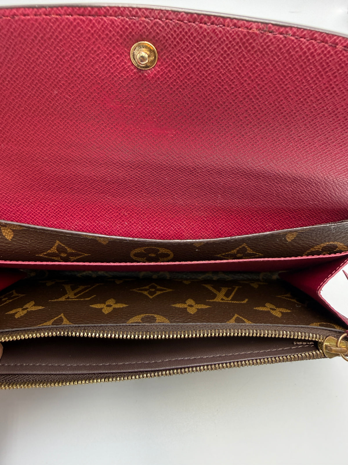 Pre-owned (Red) Louis Vuitton Monogram Zippy Wallet - Classic Long Wallet