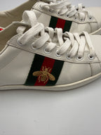 Gucci Sneakers in White Pre-owned