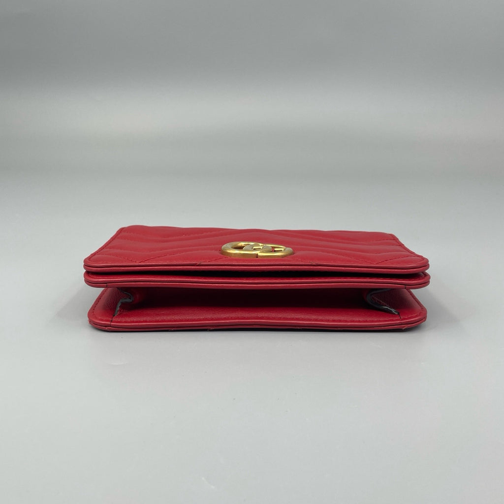 Gucci GG Marmont Matelassé Leather Super Mini Bag in Red
