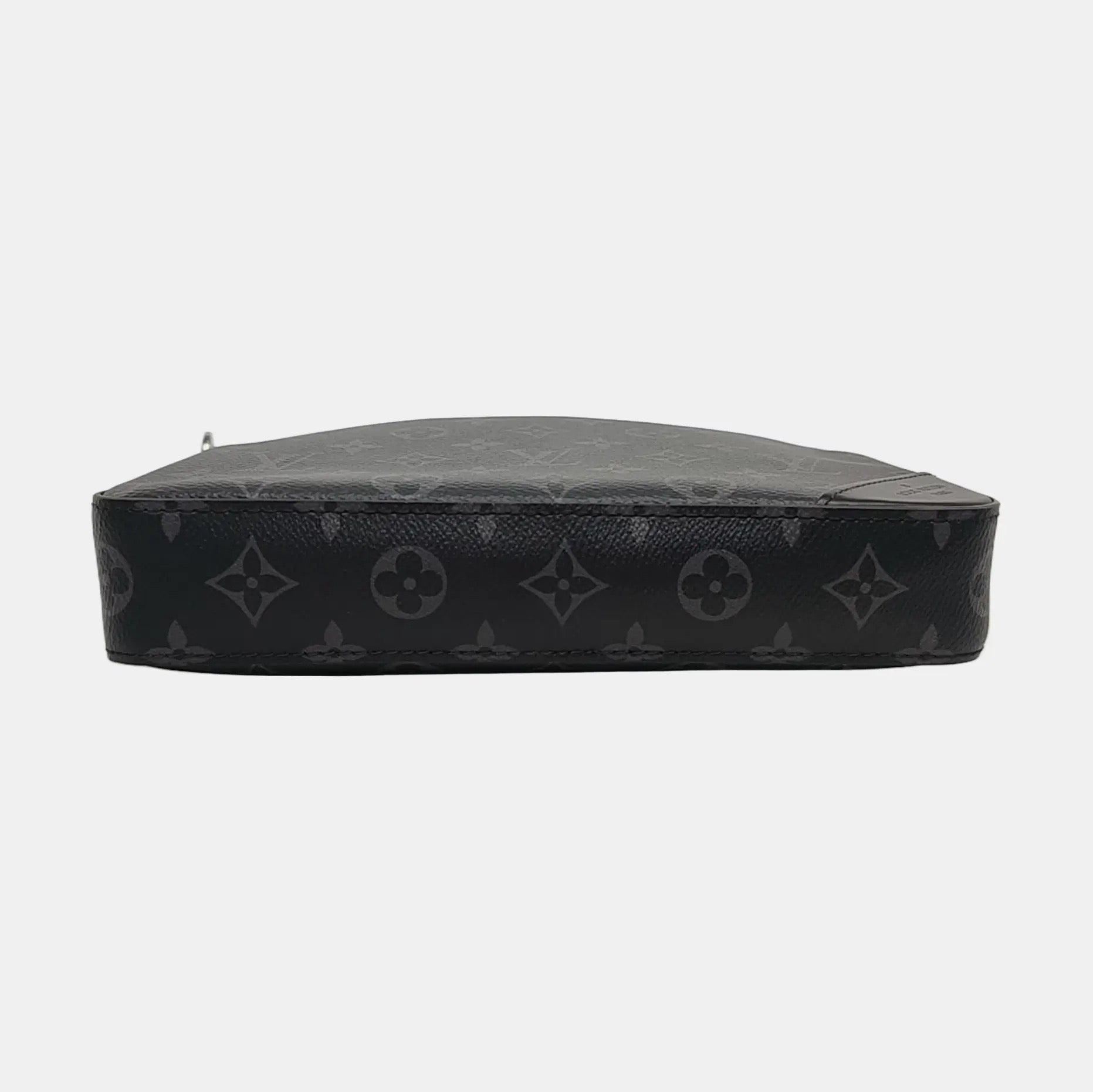 LV Men's Trio Messenger