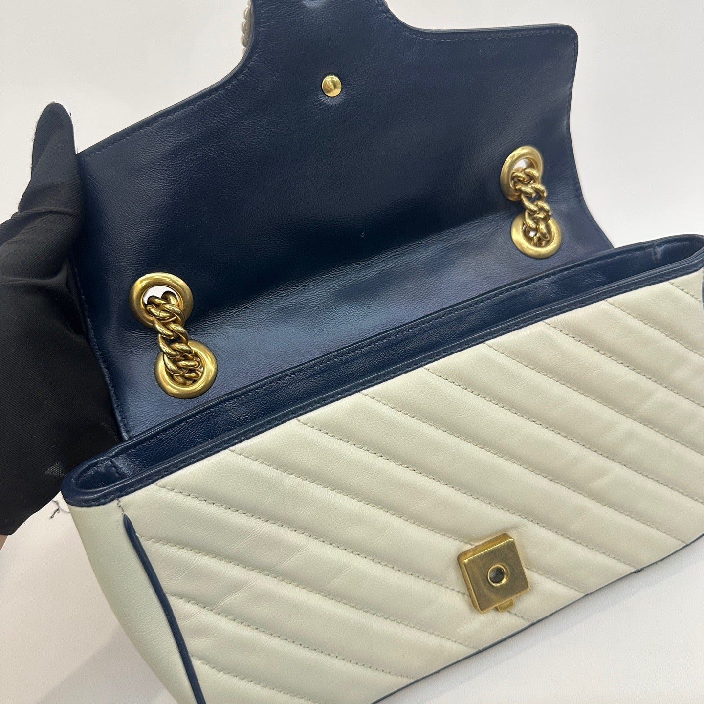 Gucci Marmont Medium Bag