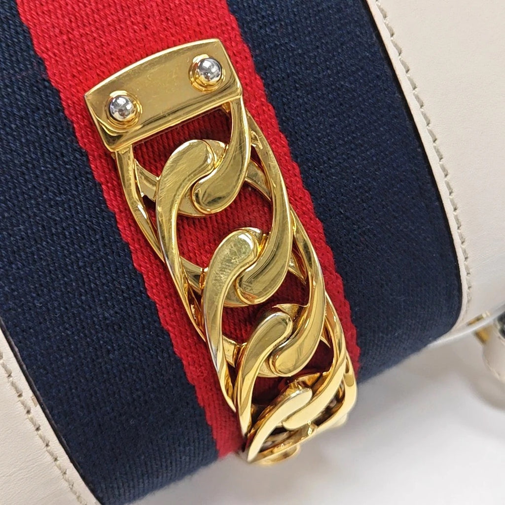 Gucci Sylvie Mini TopHandle