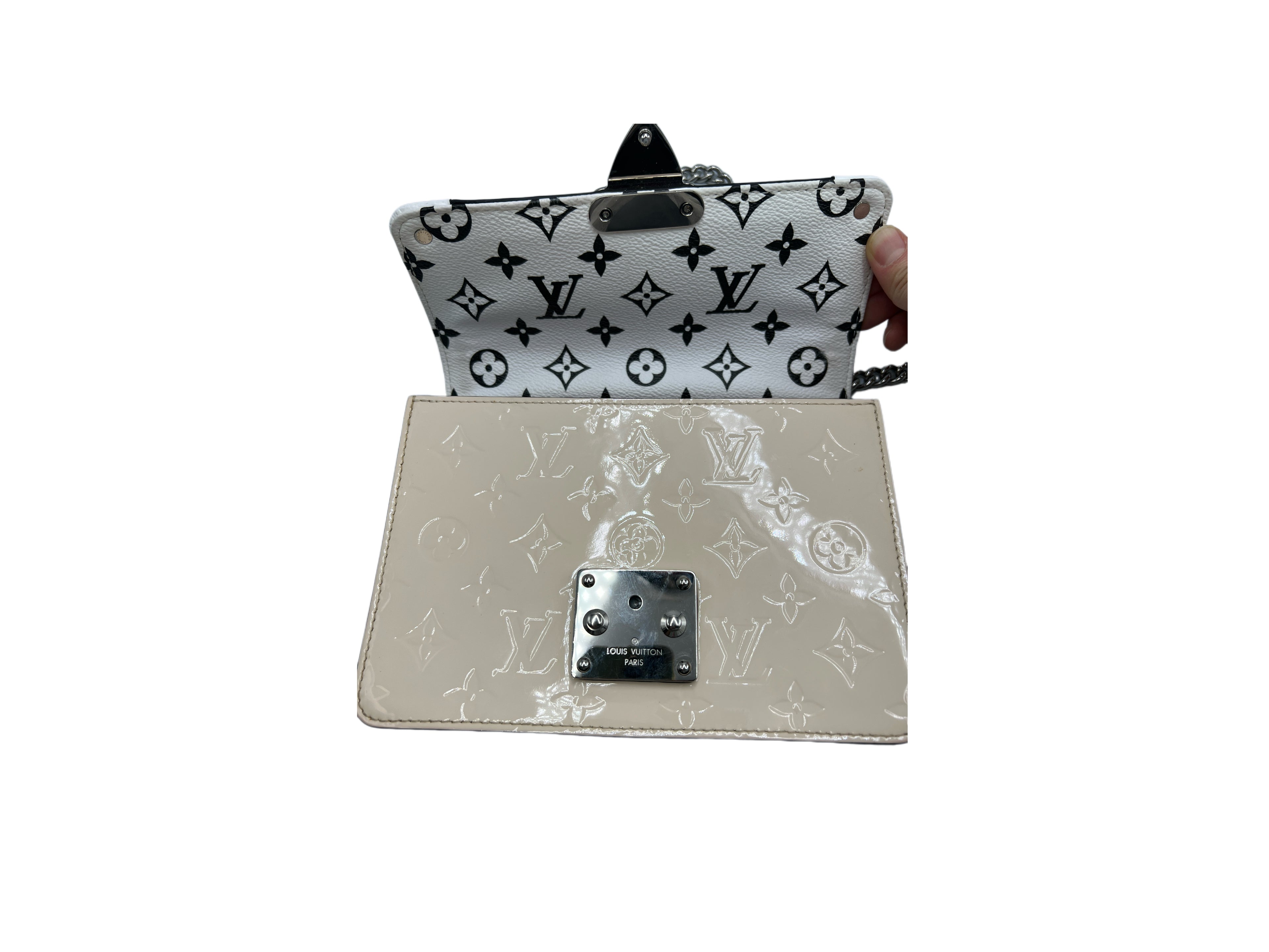 Louis Vuitton Wynwood Vernis in Patent Leather