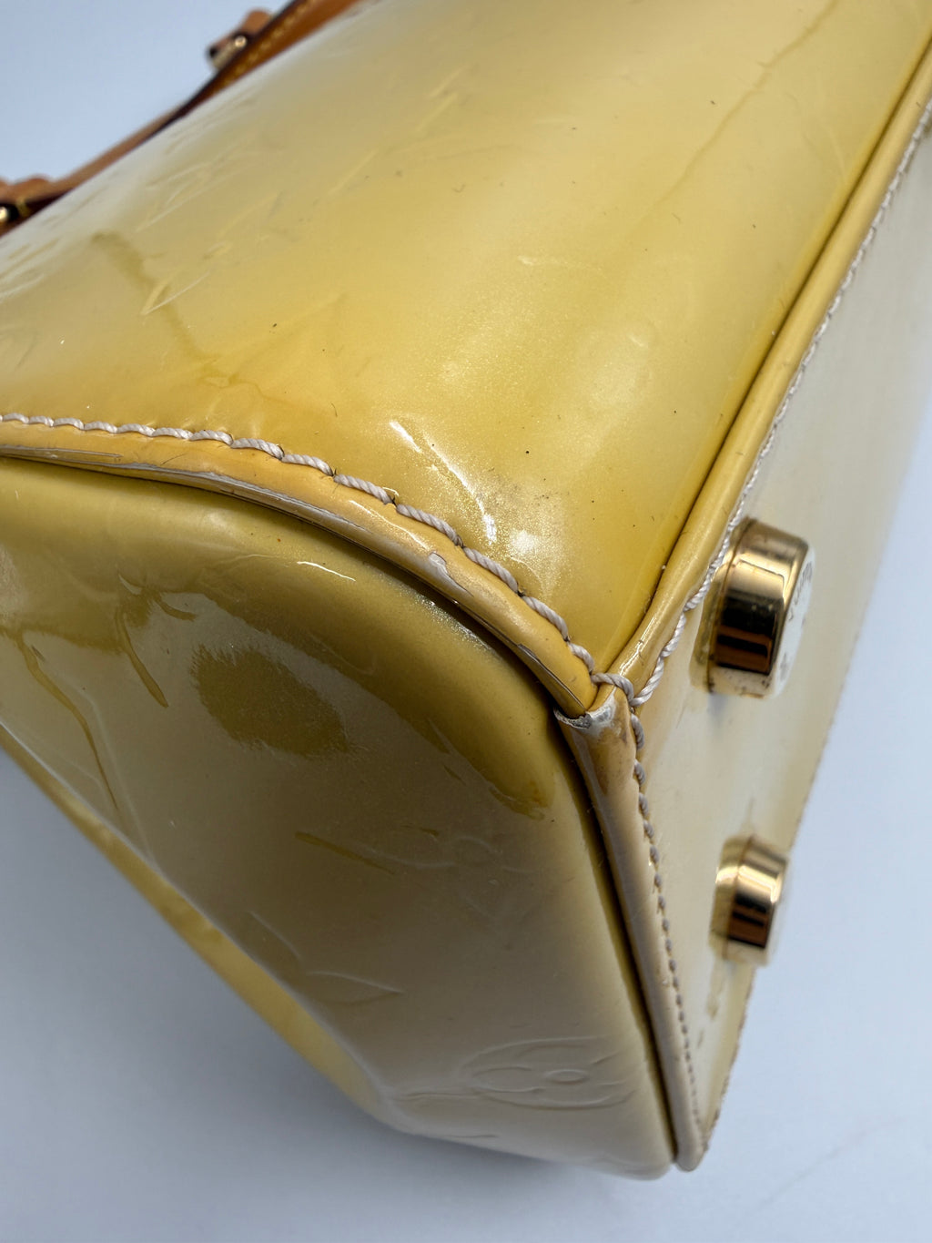 Louis Vuitton (DR4182) Brea MM Monogram Vernis Leather Bag – Yellow