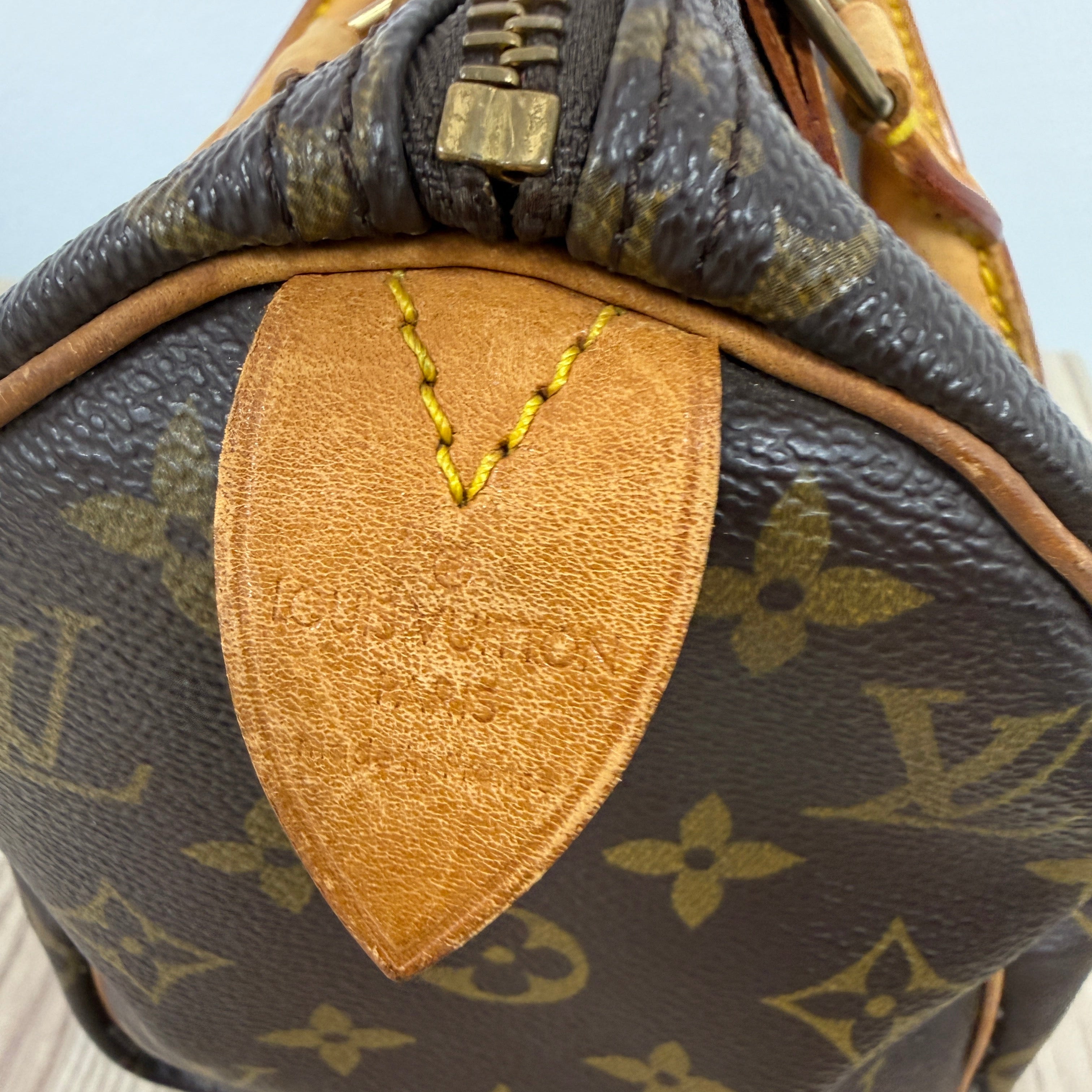 Louis Vuitton Monogram Canvas Speedy 25 -1992