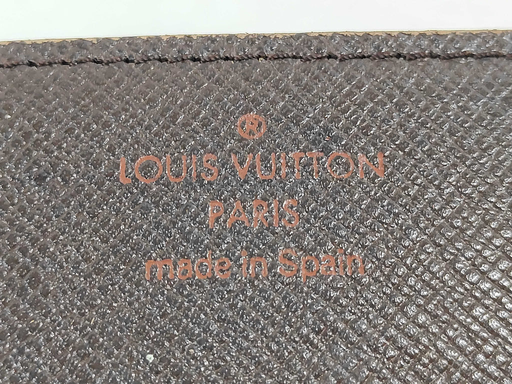 Louis Vuitton Damier Ebene Card Holder