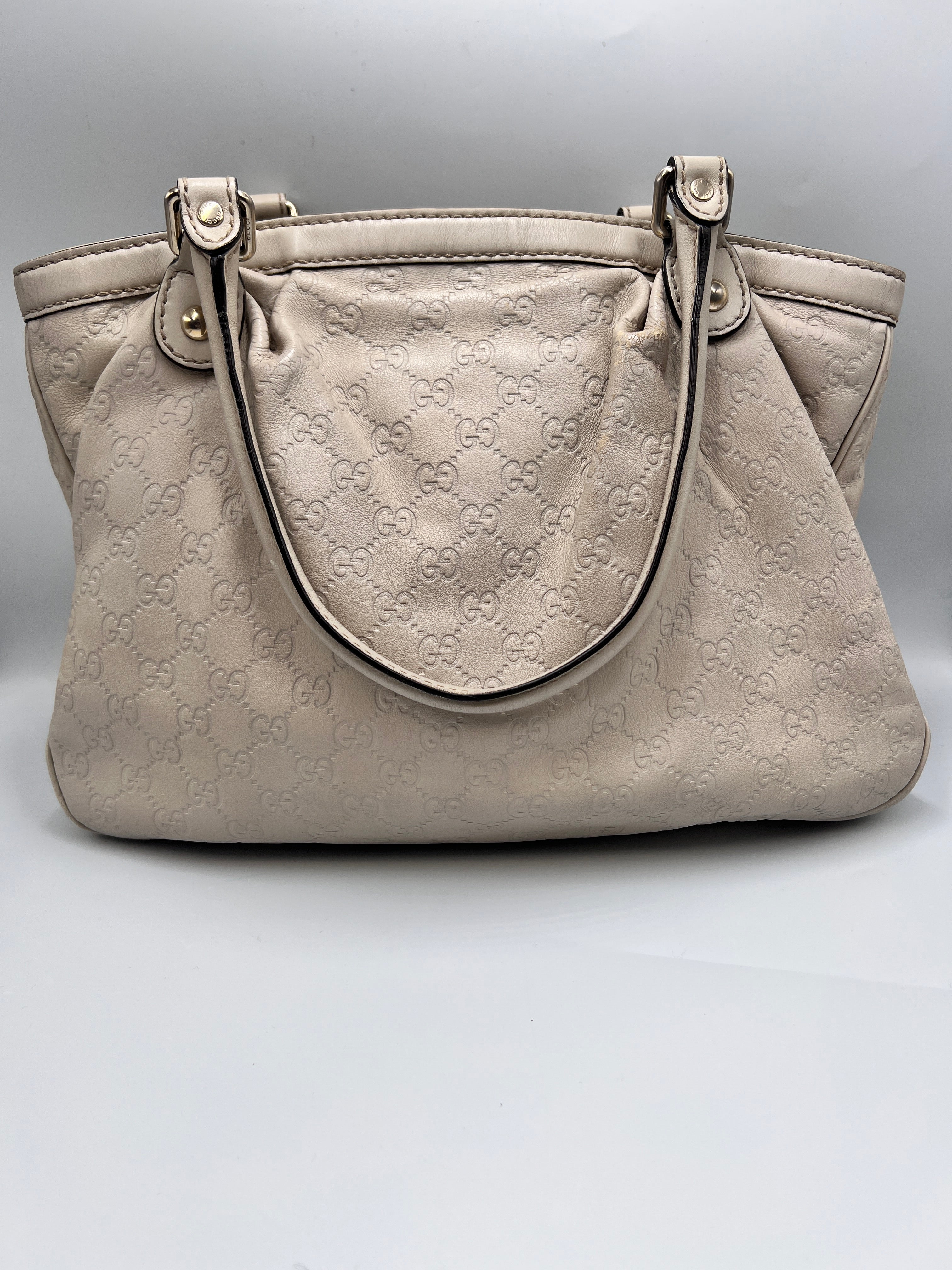 Gucci Guccissima Leather Tote Bag in Off-White