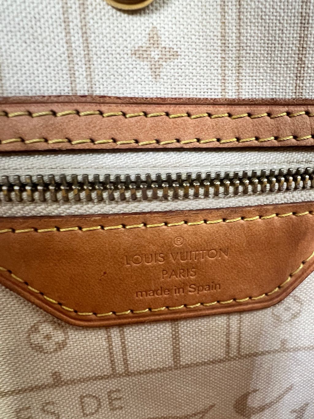 Louis Vuitton Neverfull Damier Azur MM Tote Bag
