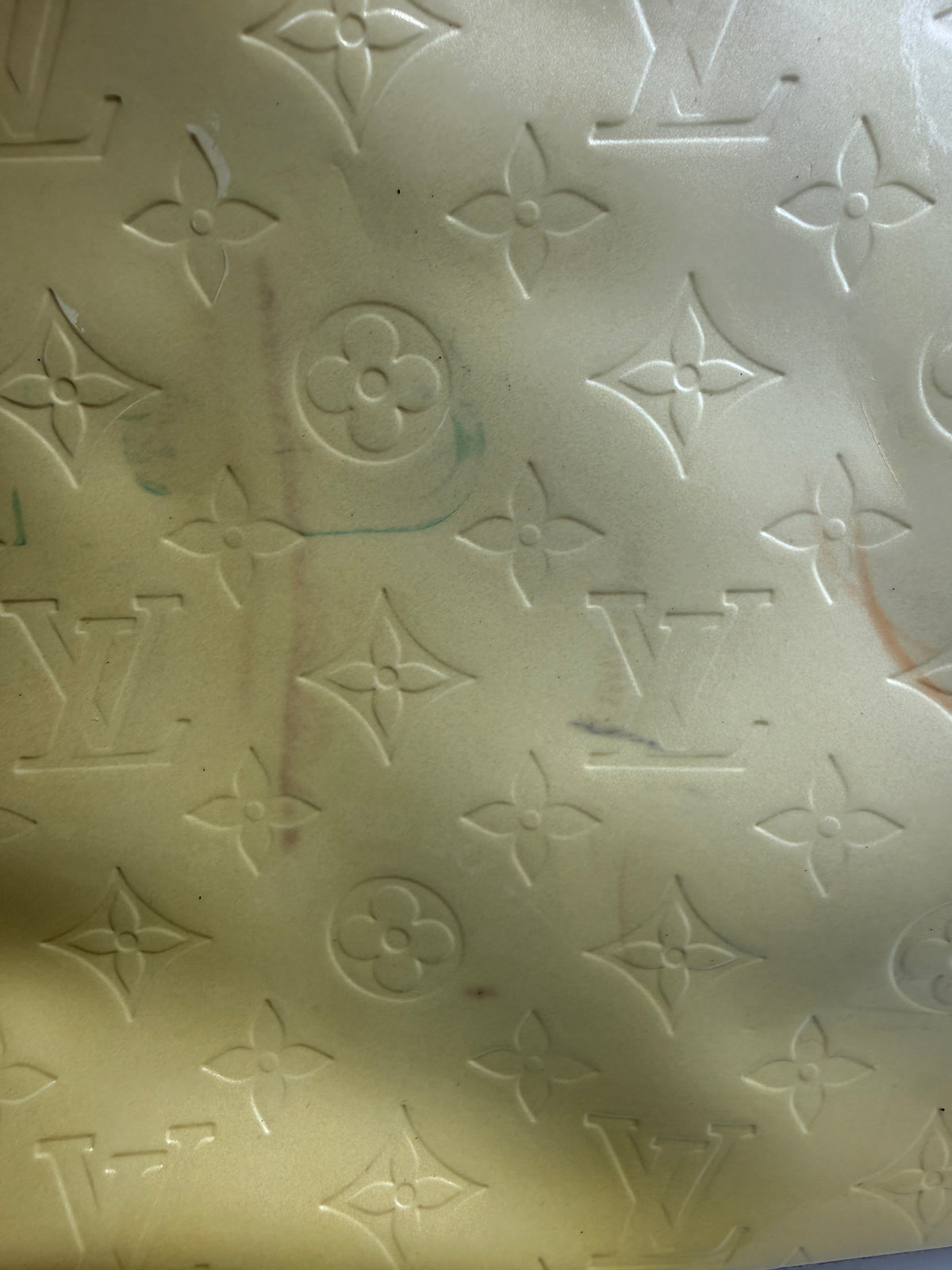 Louis Vuitton Monogram Vernis Houston Tote Bag in Pearl / Yellow