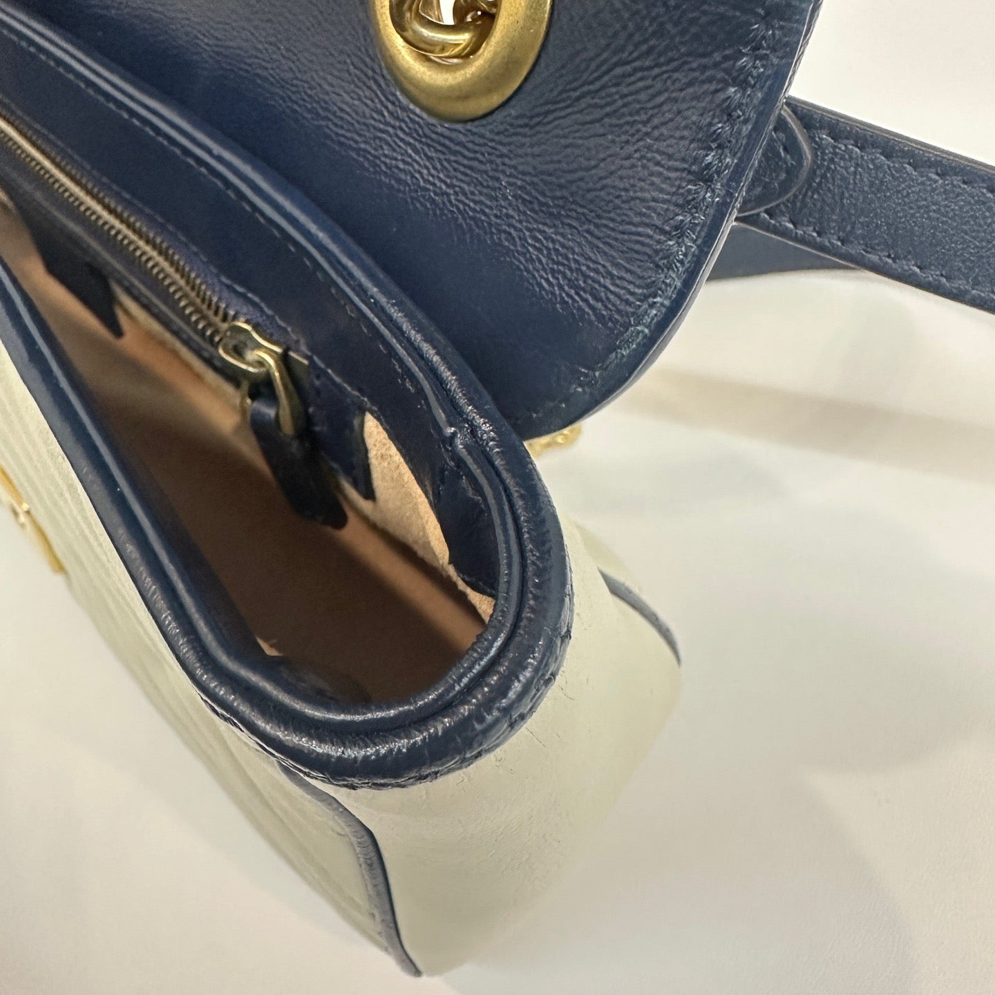 Gucci Marmont Medium Bag