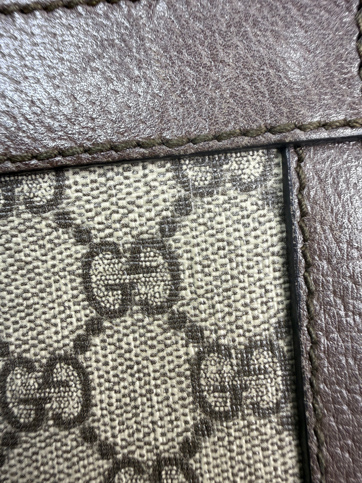 Gucci Ophidia GG Small Chain Shoulder Bag in GG Supreme Canvas