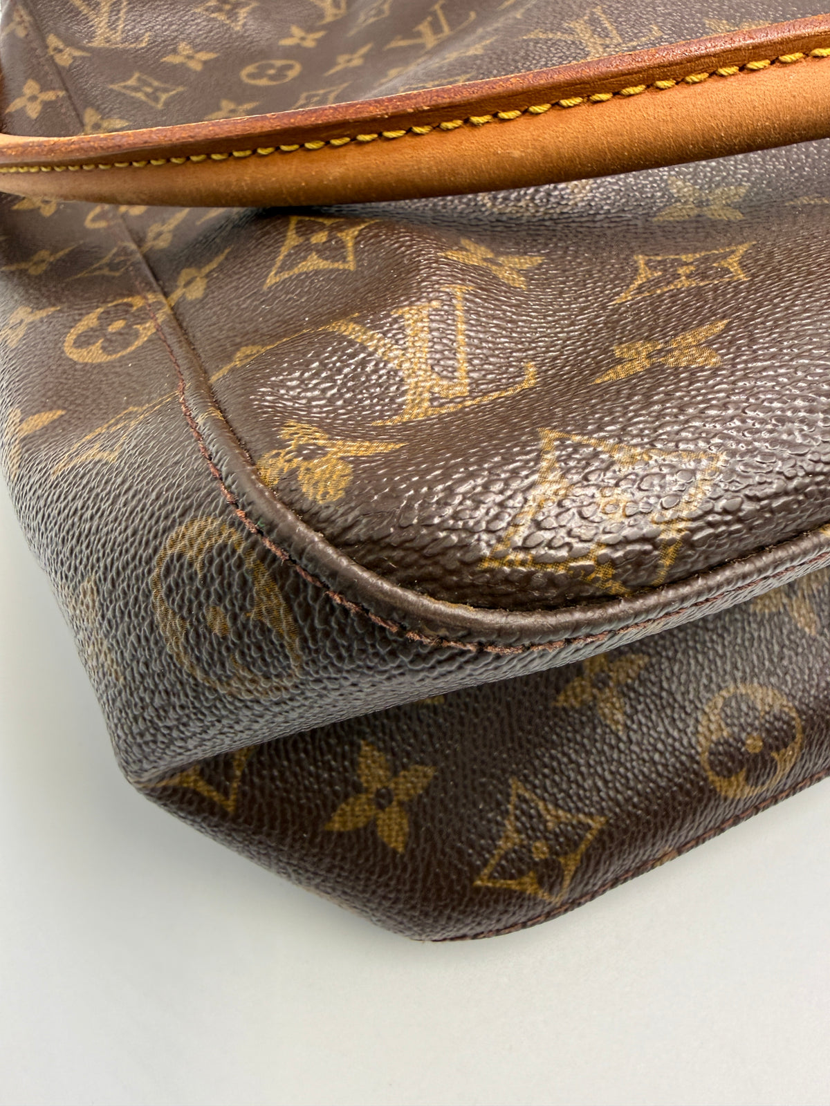 Louis Vuitton Vintage Loop (Vavin/Loop Shoulder Bag) GM in Monogram Canvas