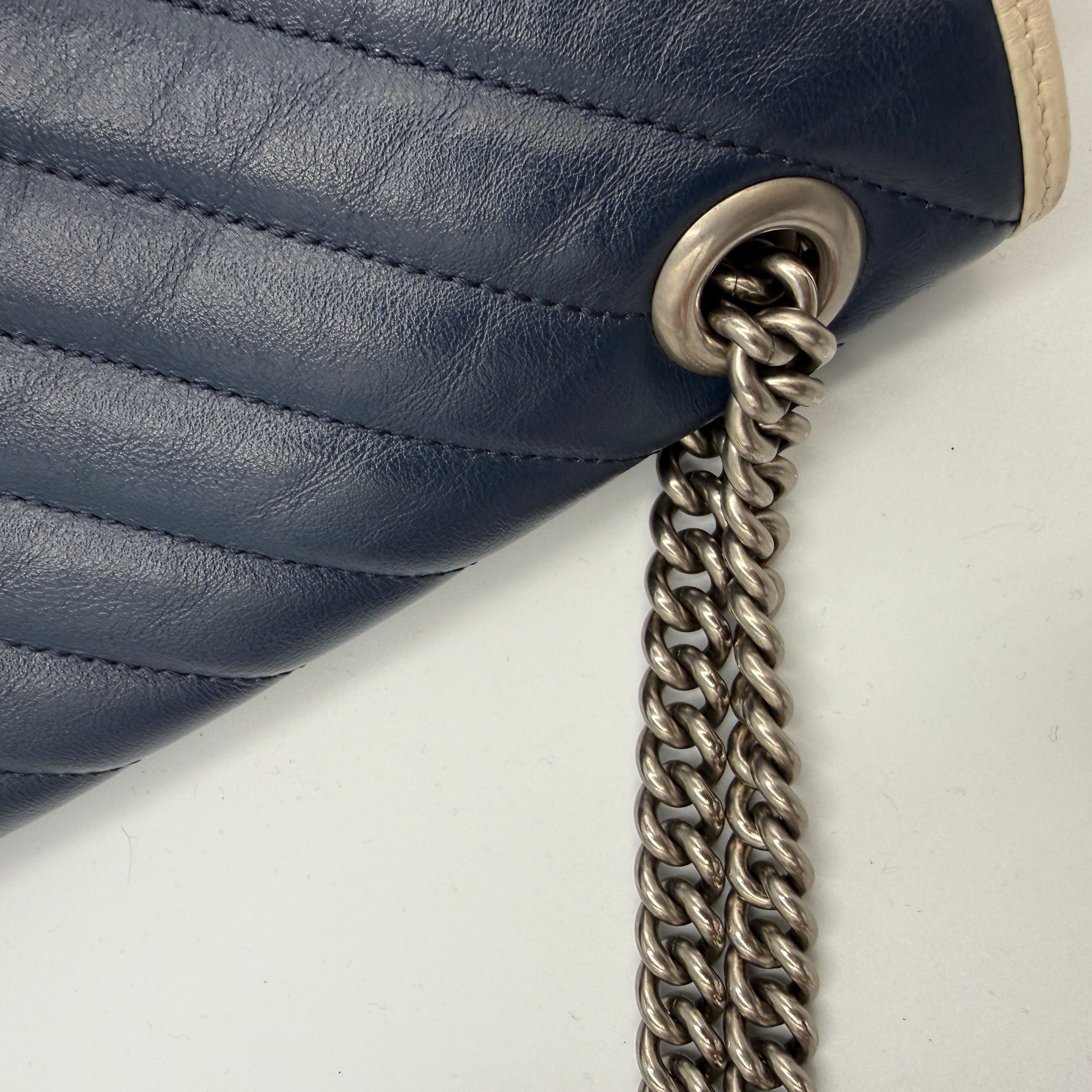 Gucci Marmont Medium Bag in Blue Leather Crossbody Bag