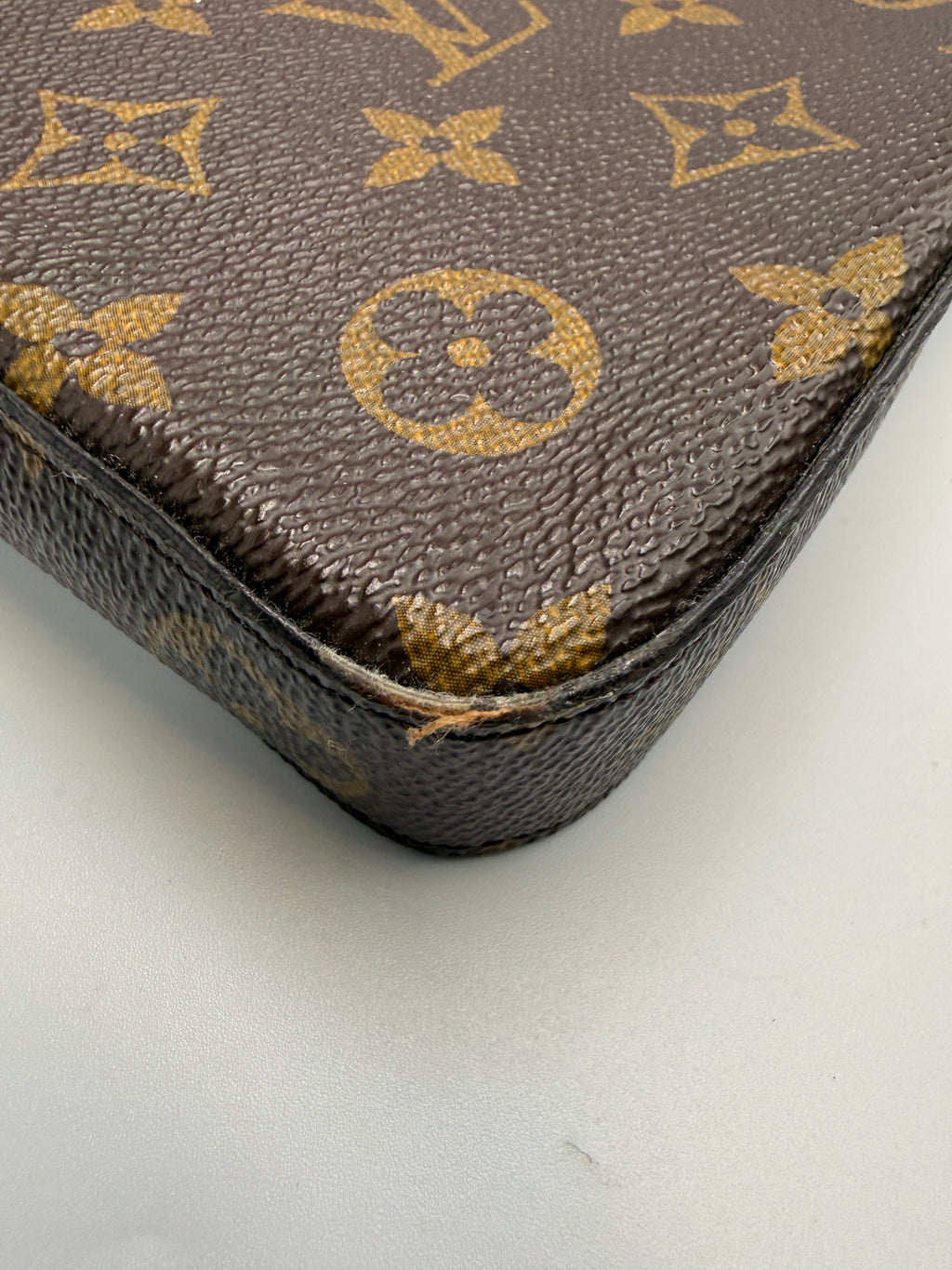 Louis Vuitton Félicie Pochette (SO1107) in Monogram Canvas - Preloved