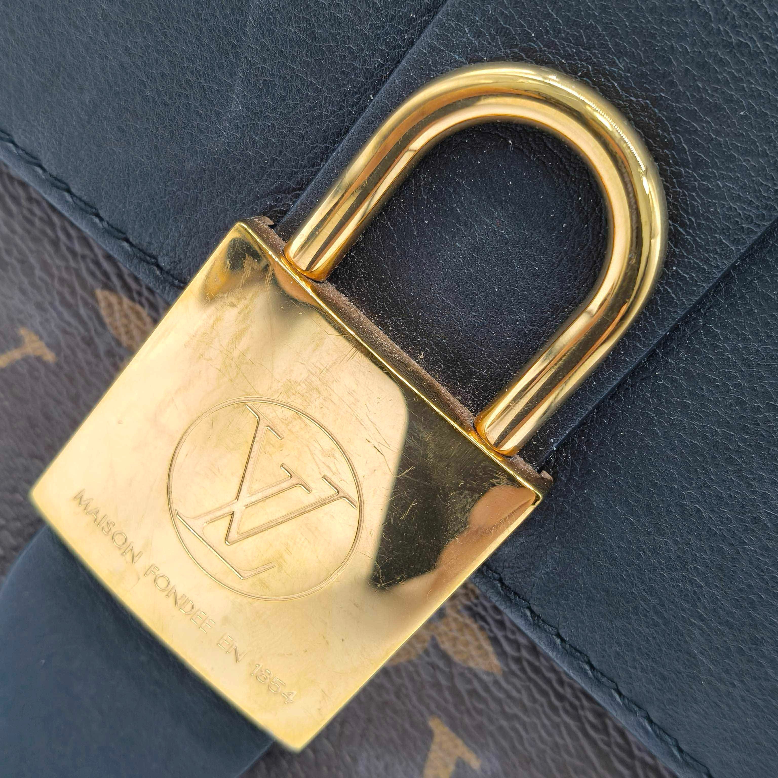 Louis Vuitton Locky BB