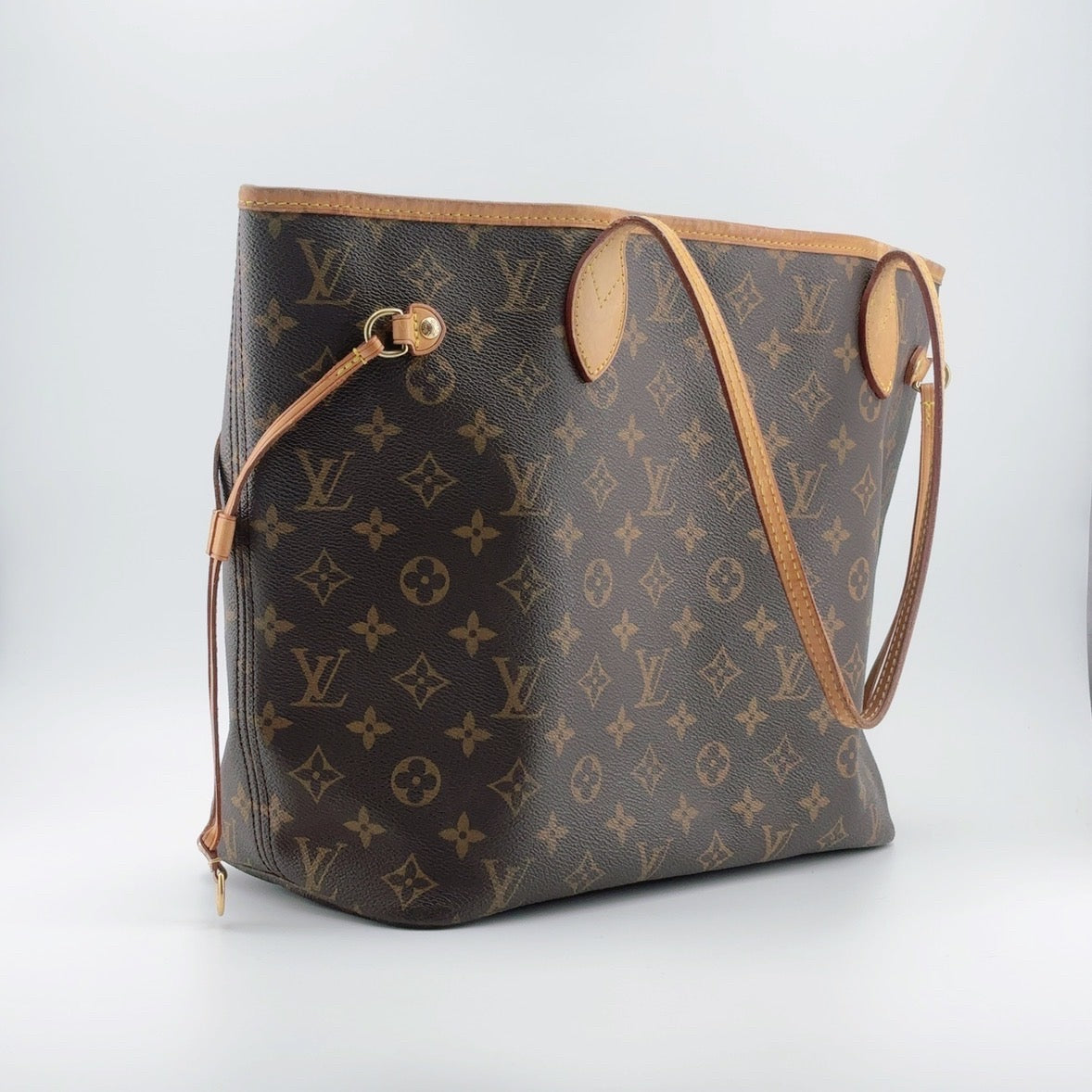 Louis Vuitton Neverfull MM – Monogram Canvas – Pre-owned Authentic Tote Bag