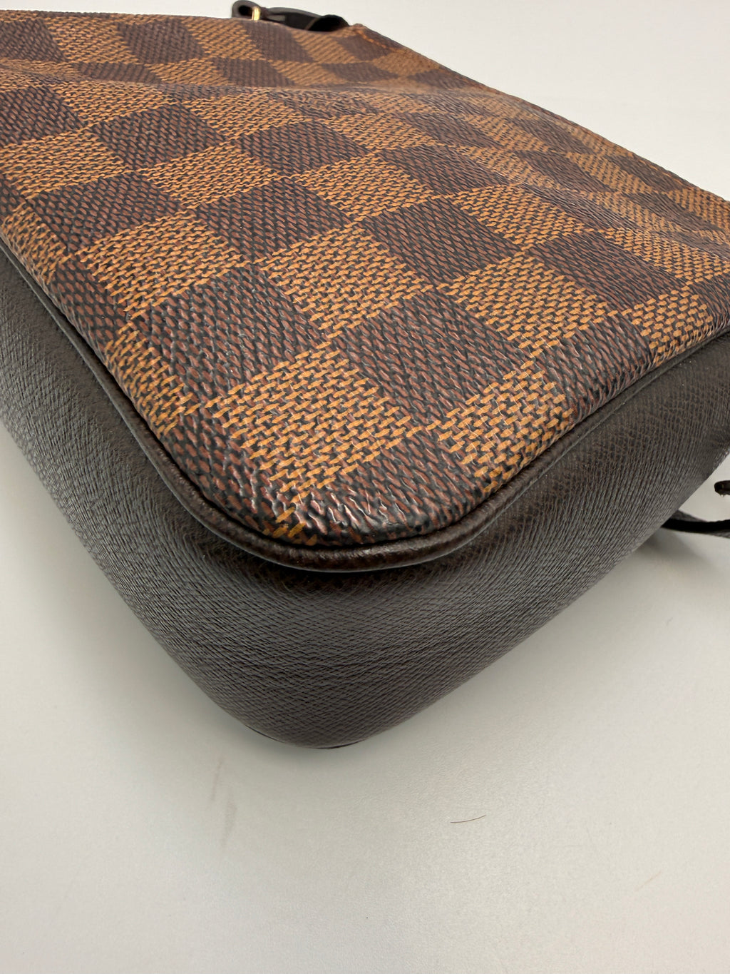 Louis Vuitton Vintage Pochette Accessoires / Navona in Damier Ebene Canvas