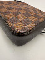 Louis Vuitton Vintage Pochette Accessoires / Navona in Damier Ebene Canvas