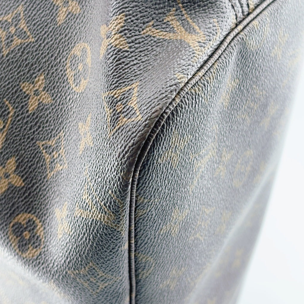 Louis Vuitton Neverfull MM – Monogram Canvas – Pre-owned Authentic Tote Bag