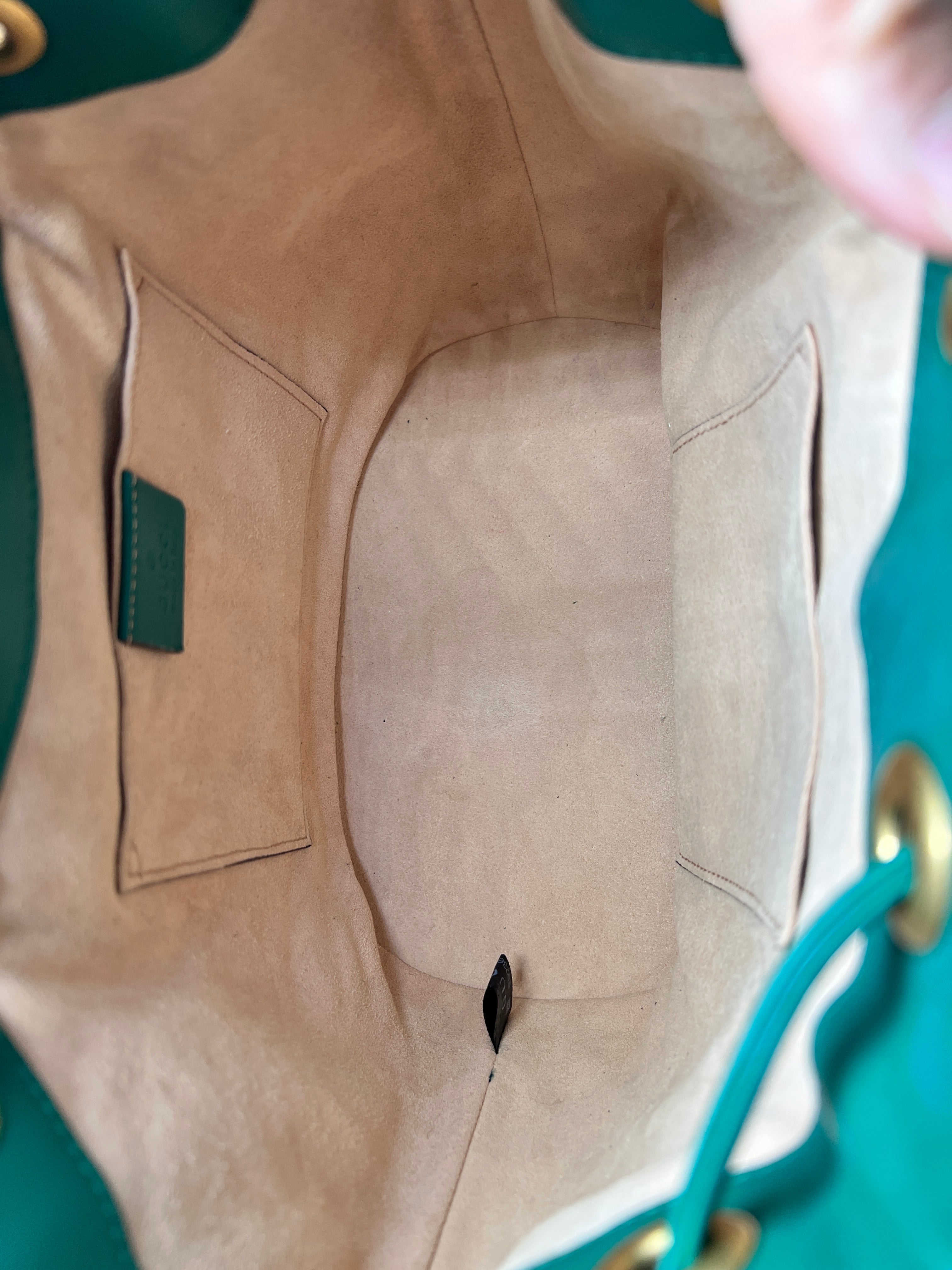 Gucci GG Marmont Matelassé Leather Bucket Bag Green