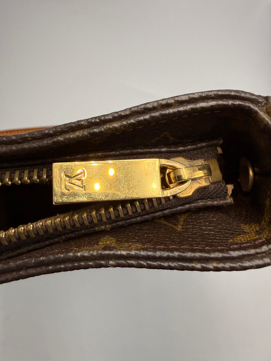 Louis Vuitton Vintage Loop (Vavin/Loop Shoulder Bag) GM in Monogram Canvas