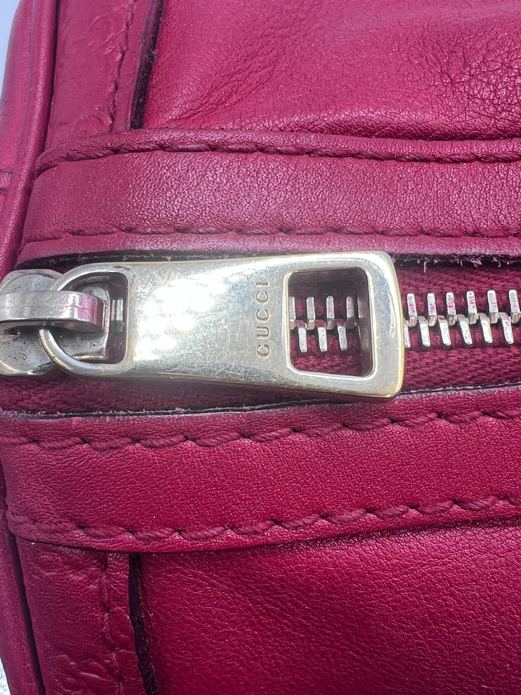 Gucci  Leather Medium Boston Bag