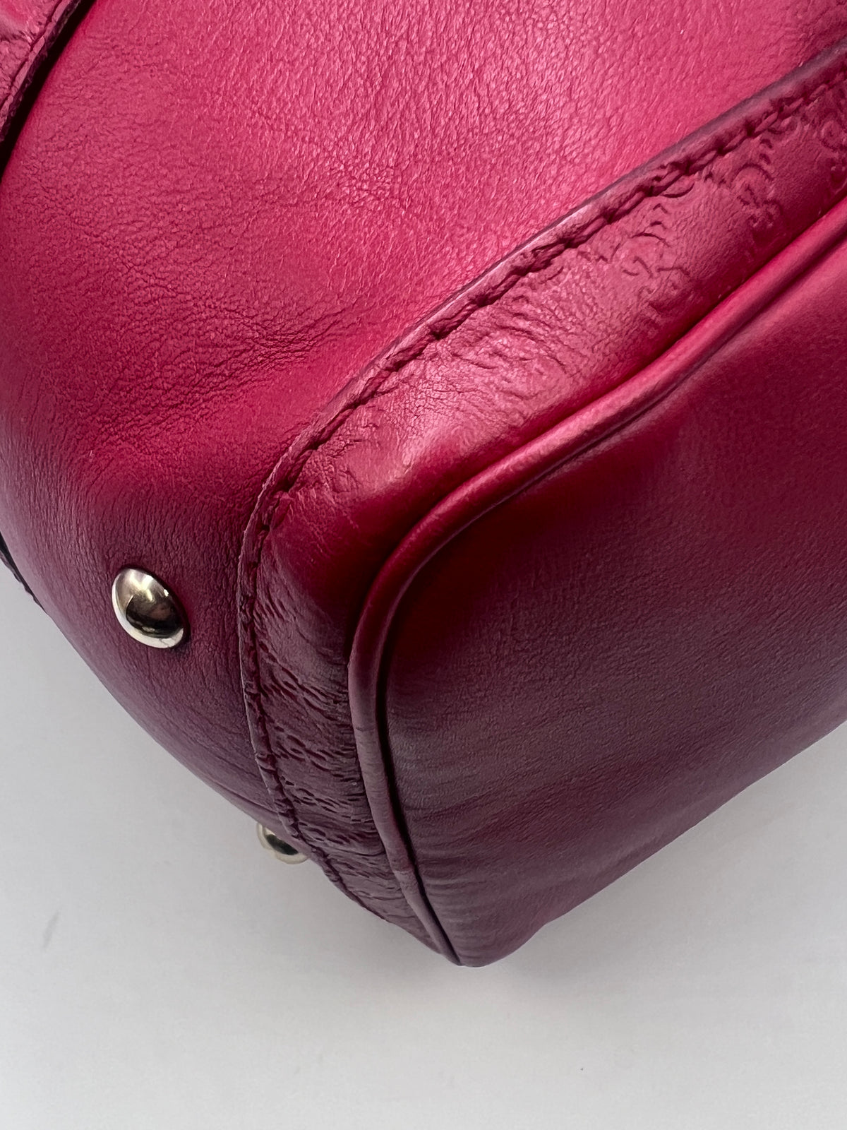 Gucci  Leather Medium Boston Bag