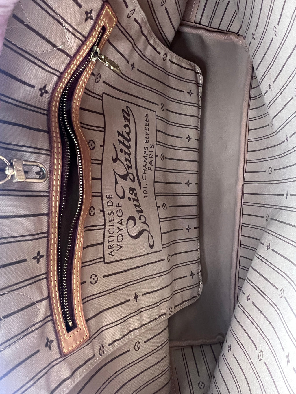 Louis Vuitton Neverfull GM Tote Bag