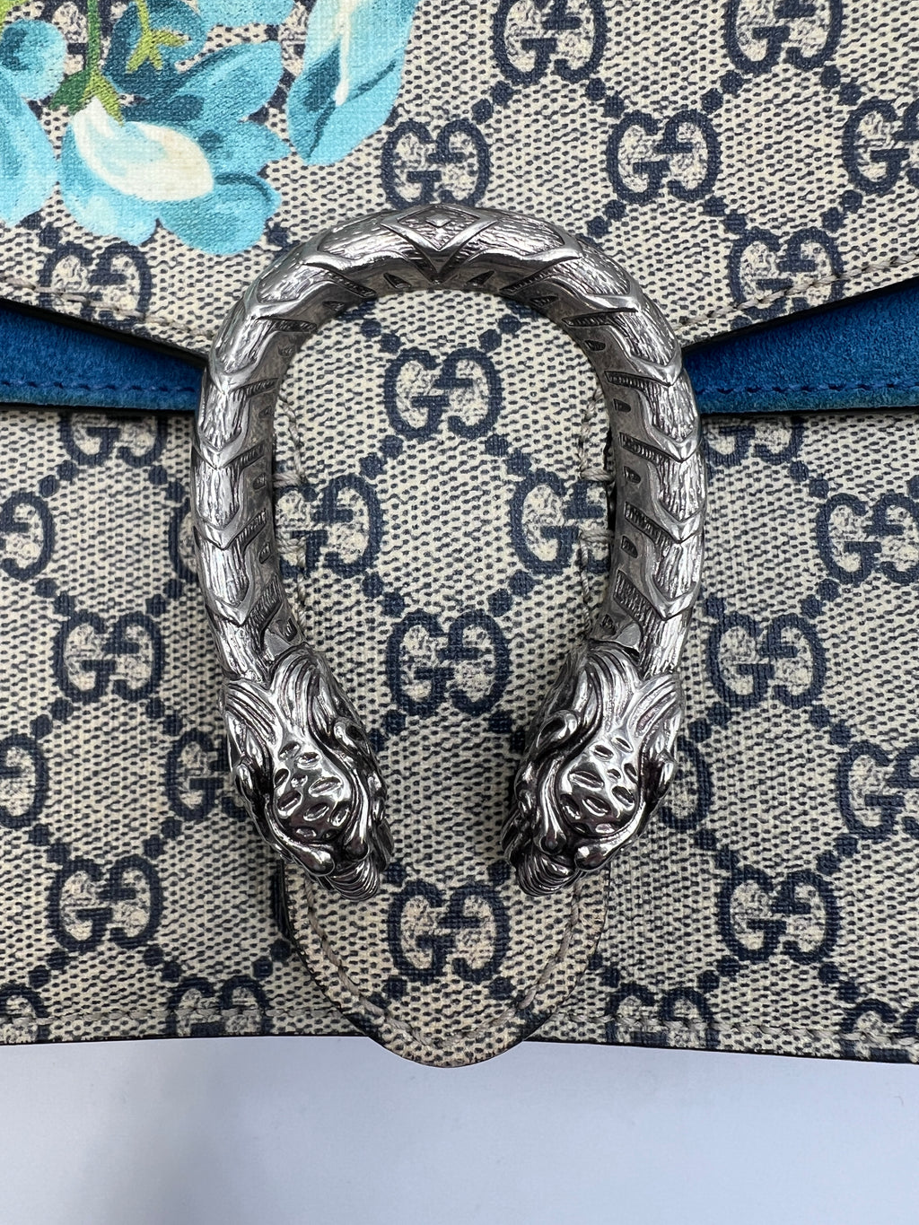 Gucci GG Supreme Blooms Dionysus Medium Shoulder Bag