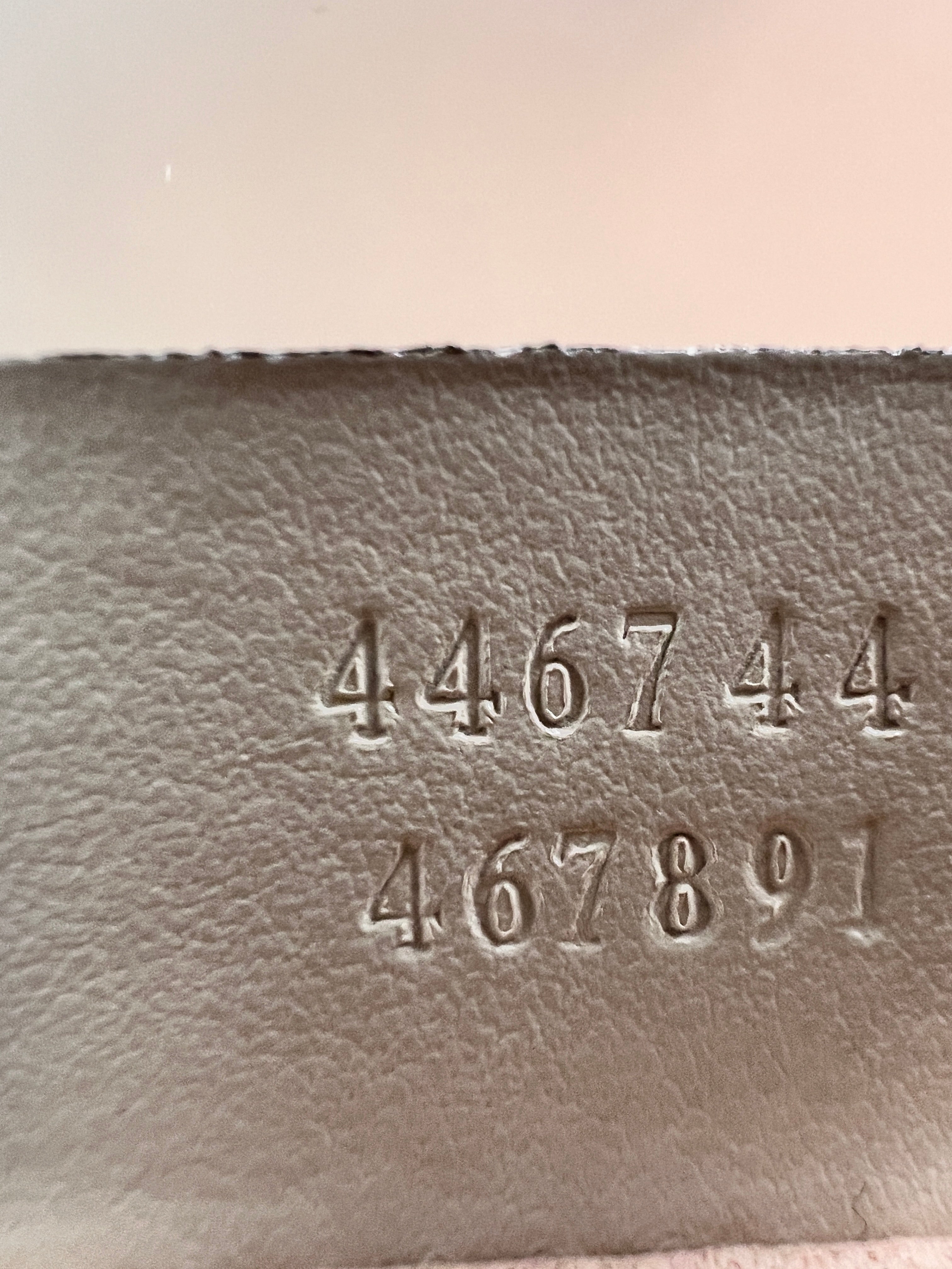 Gucci GG Marmont Matelassé Small Shoulder Bag in White Leather (22cm)