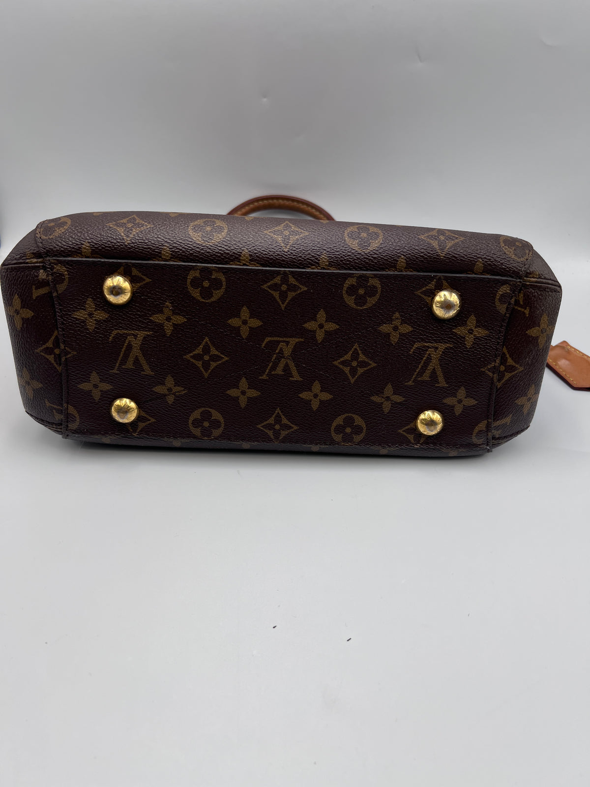 Louis Vuitton Montaigne BB
