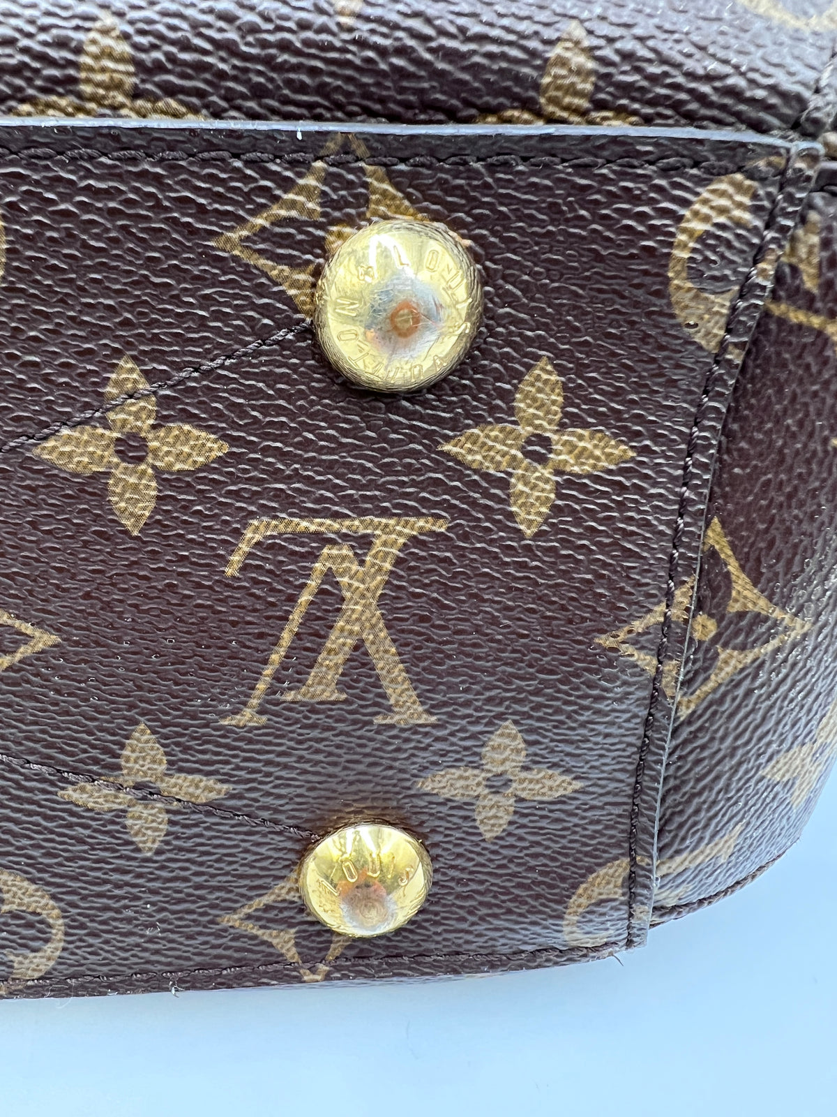 Louis Vuitton Montaigne BB