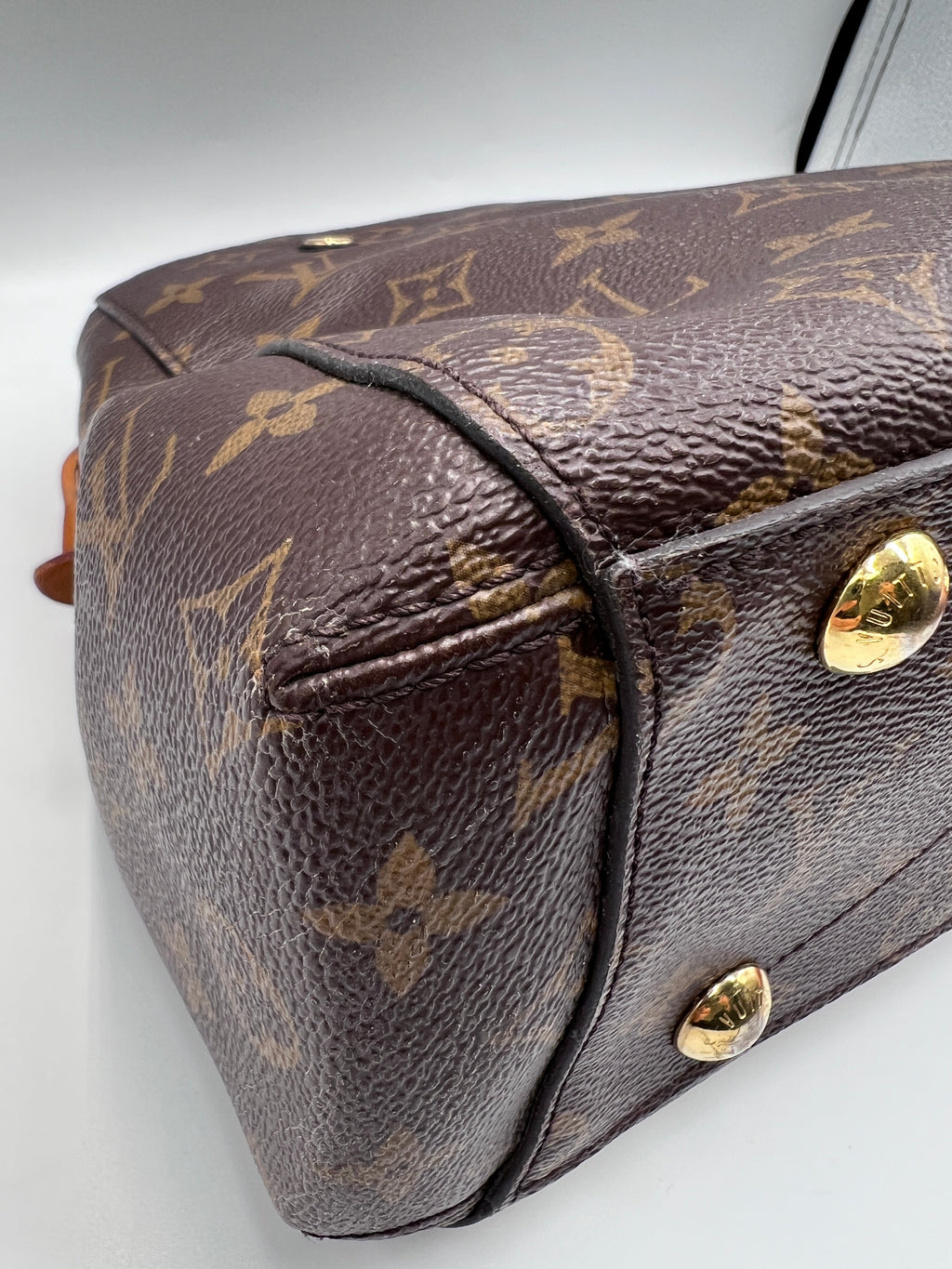 Louis Vuitton Montaigne BB