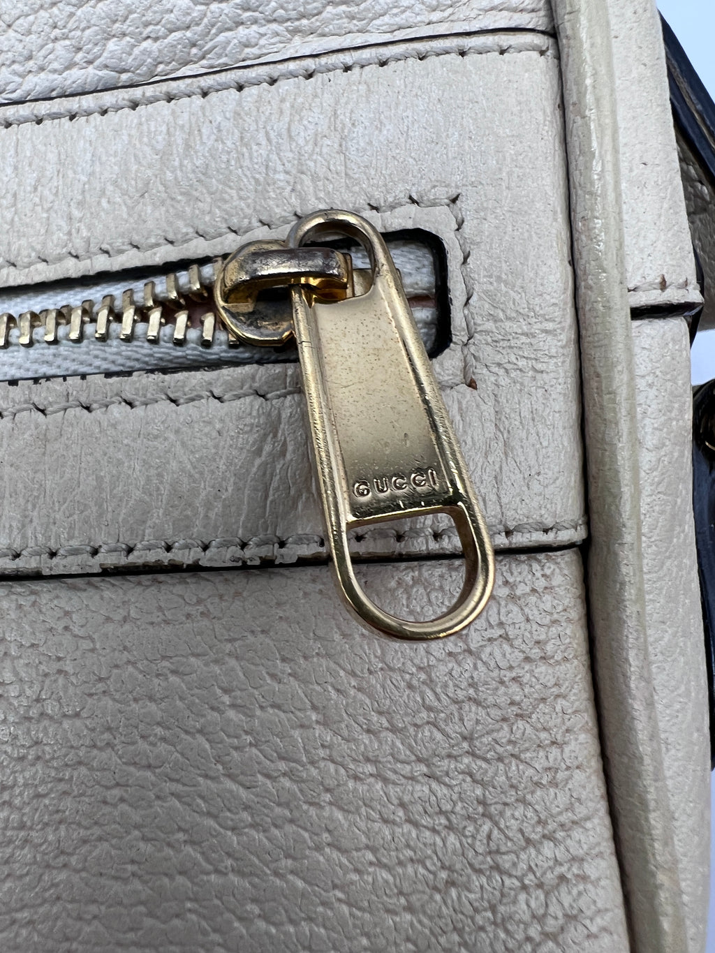 Gucci Ophidia GG Supreme Small Camera Bag