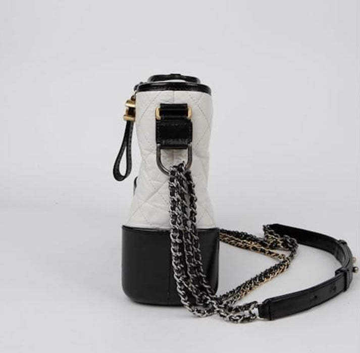 Chanel Gabrielle Medium Hobo - pre-owned