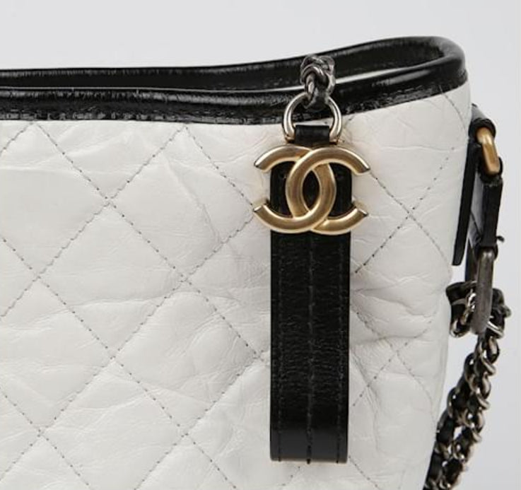 Chanel Gabrielle Medium Hobo - pre-owned
